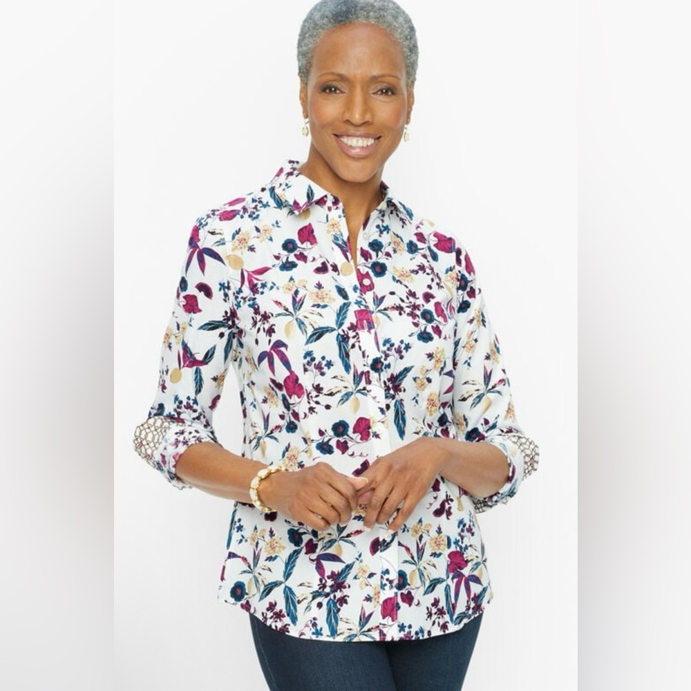 Talbots Women  non iron floral button Up Top Size 14 Long Sleeve Office Career